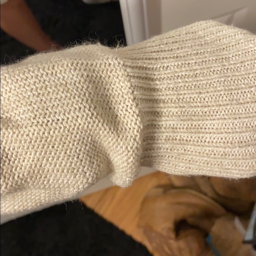 Cardigan - Picture 4 of 4